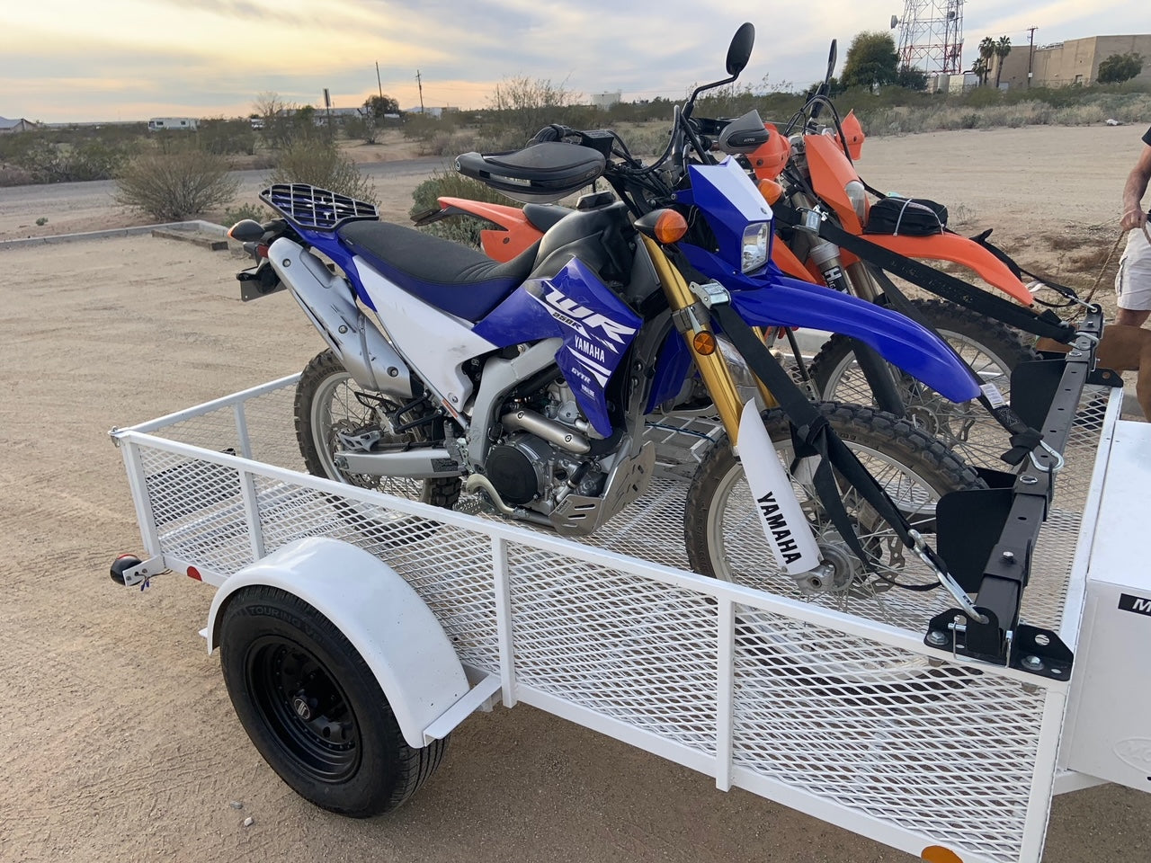 Motorbike best sale trailer rack